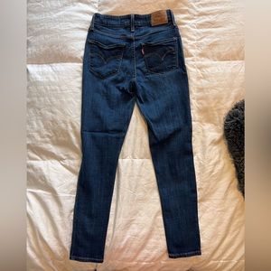 Women’s jeans